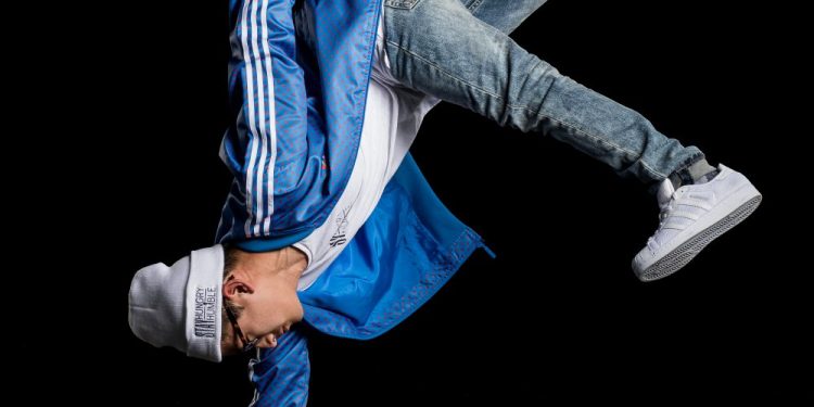 breakdancing artist