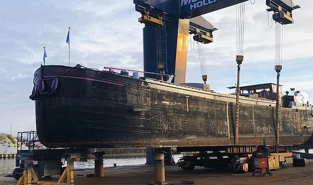 Couple who couldn’t afford to buy in London transform 1960s barge into a stunning 3-bedroom home