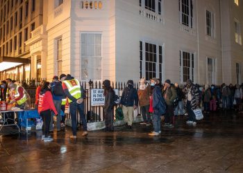 Food For London Now: This is London in 2020 as hundreds desperately queue for a meal