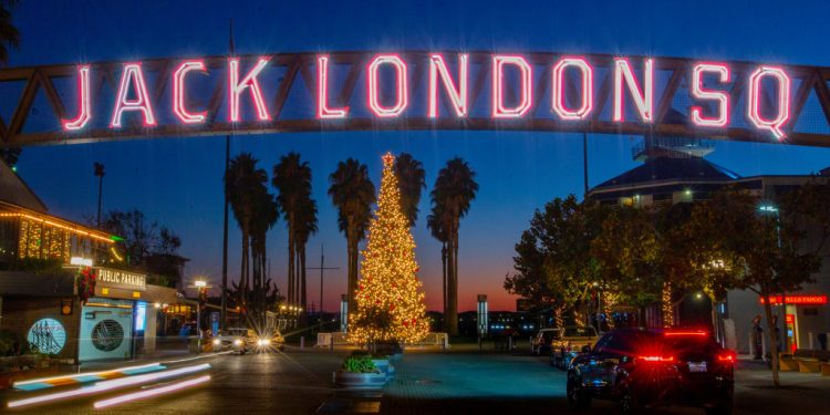 Oakland Jack London tree lighting goes virtual