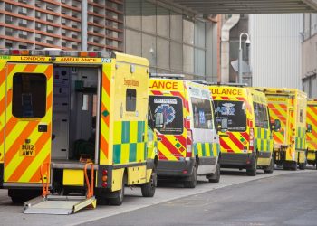 London hospitals under increasing pressure as 5,600 Covid patients admitted in eight days