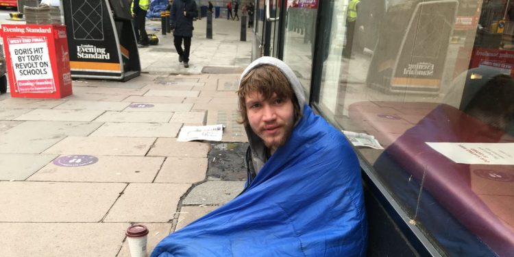 Huddled outside Pret a Manger waiting days for someone to talk to – the lonely reality of being homeless on the deserted streets of London