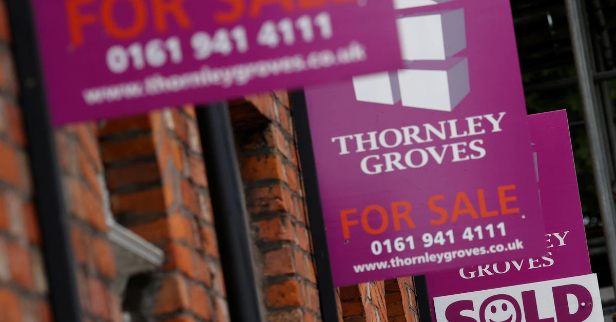 UK house prices boom outside of London – Rightmove