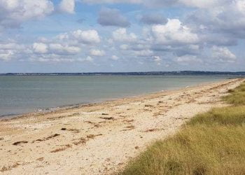 The peaceful beach 90 minutes from London named one of the ‘sunniest’ in the UK after 5.30pm