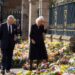 King cheered in Belfast, queen’s coffin to return to London