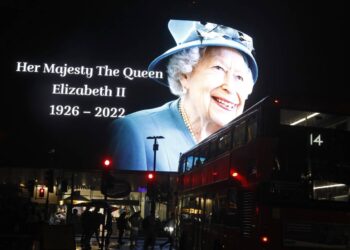 ‘World’s most devoted royal watcher’ reveals plan to fly from NZ to London for Queen’s funeral