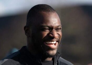 Efe Obada: British NFL player on returning to London – and sacking Tom Brady