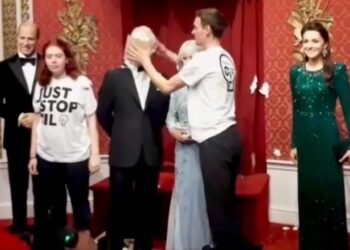 UK: 4 Arrested After King Charles’ Wax Statue at London’s Madame Tussauds Vandalised With Cake (Watch Video)