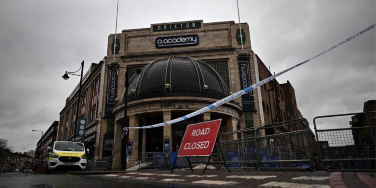 Guards Accused of Taking Bribes at London Venue Where Crush Killed Two – Rolling Stone