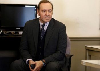 Spanish court starts new probe against Shakira for alleged tax fraud; Kevin Spacey accusers came forward to tell the truth, prosecutors tell London trial and more