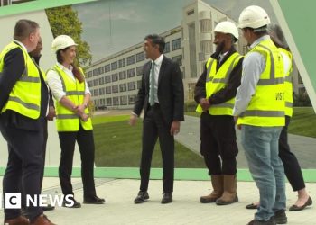 PM intervenes in London housing in challenge to mayor