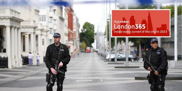 The famous London street busier than a Heathrow terminal where ‘people risk getting mowed down as they can’t tell road from path’